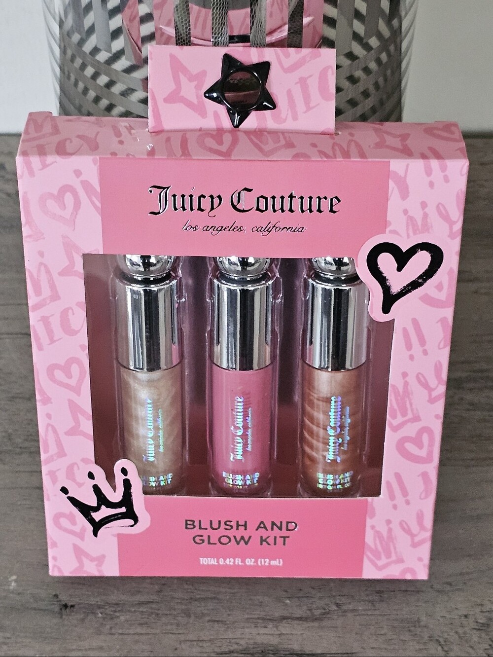 Juicy Couture Pink Liquid Blush and Glow Kit